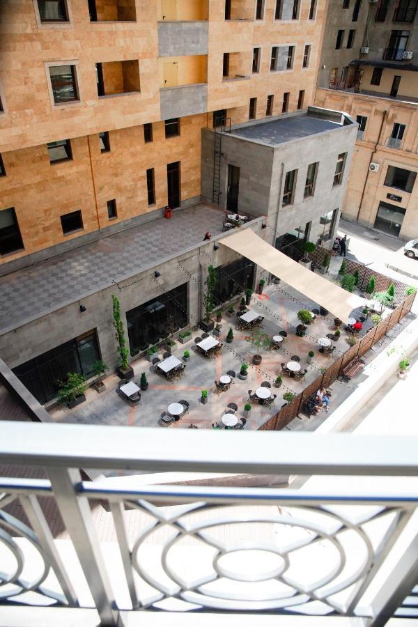 City Center Appartment At Buzand St. Erevan Exterior foto